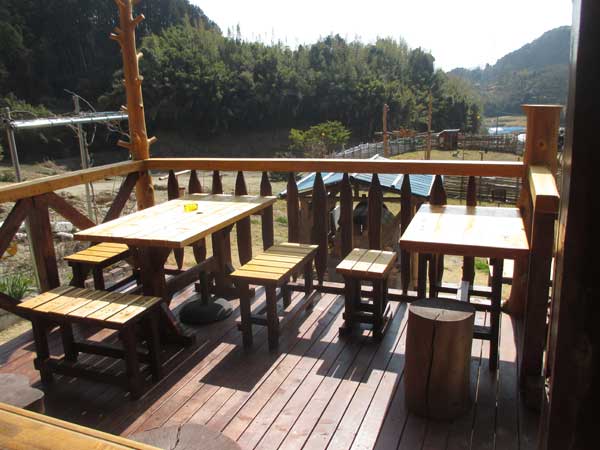 EAST LOG HOUSE 蔵 内観2の1